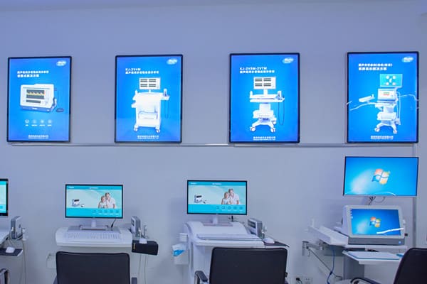 關(guān)于我們輪播圖3